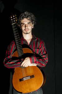 Leandro Fortes, produtor, instrumentista e educador brasileiro. Foto: Marco Santiago