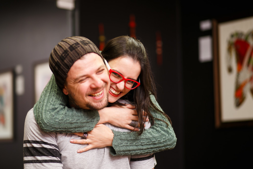 Casal de artistas Mauricio Huber e Natália Curioletti - Foto: Larissa Floriani