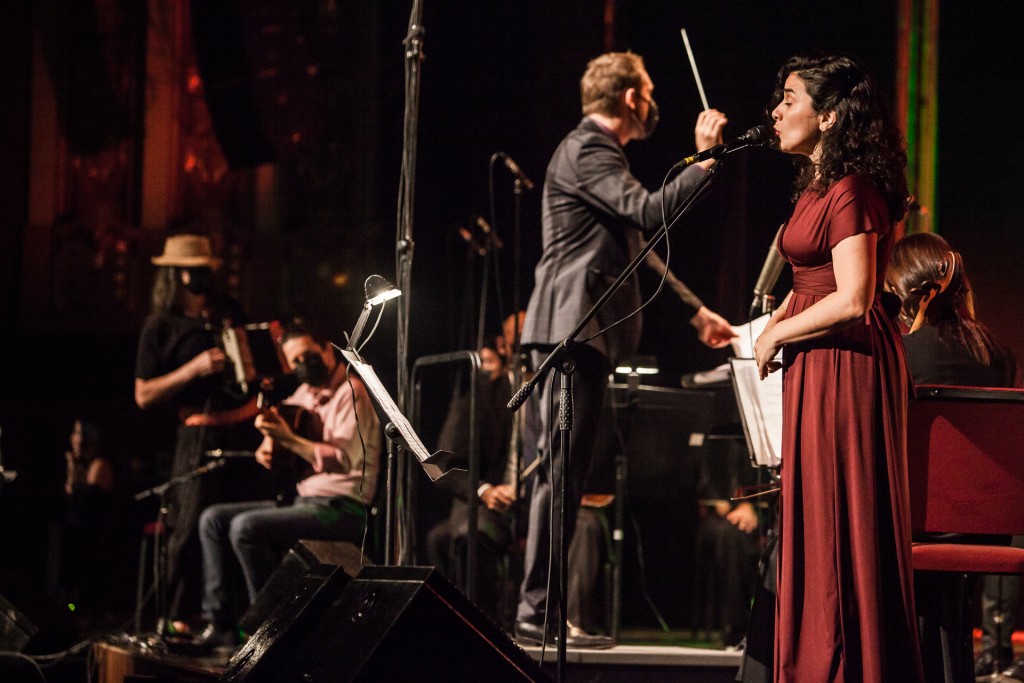 Ana Paula da Silva com a Orquestra Sinfônica Brasileira - Foto: Marina Andrade